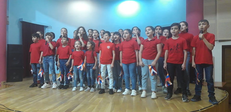 Hadrut and Shushi Art Schools Held Concert for the Staff of Armenian Relief Society