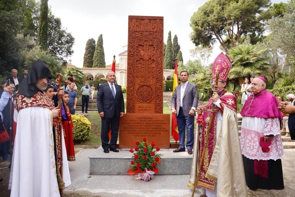 Cross-stone dedicated to Armenian Genocide victims consecrated in Barcelona