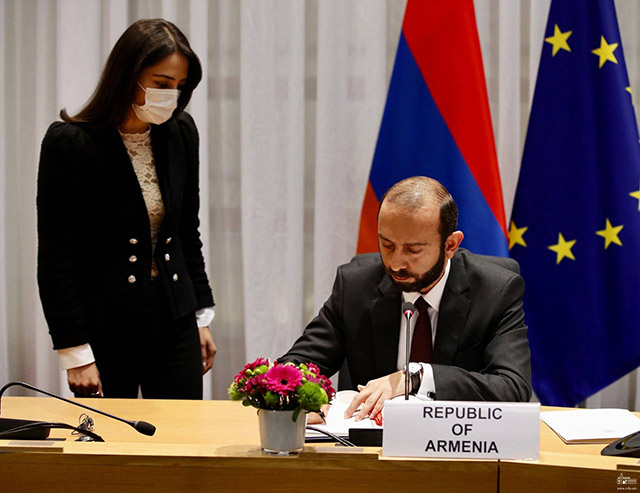 EU and Armenia sign aviation agreement
