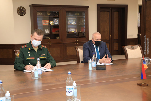 A number of issues related to the Armenian-Russian allied cooperation in the defense sphere, as well as regional security were discussed.