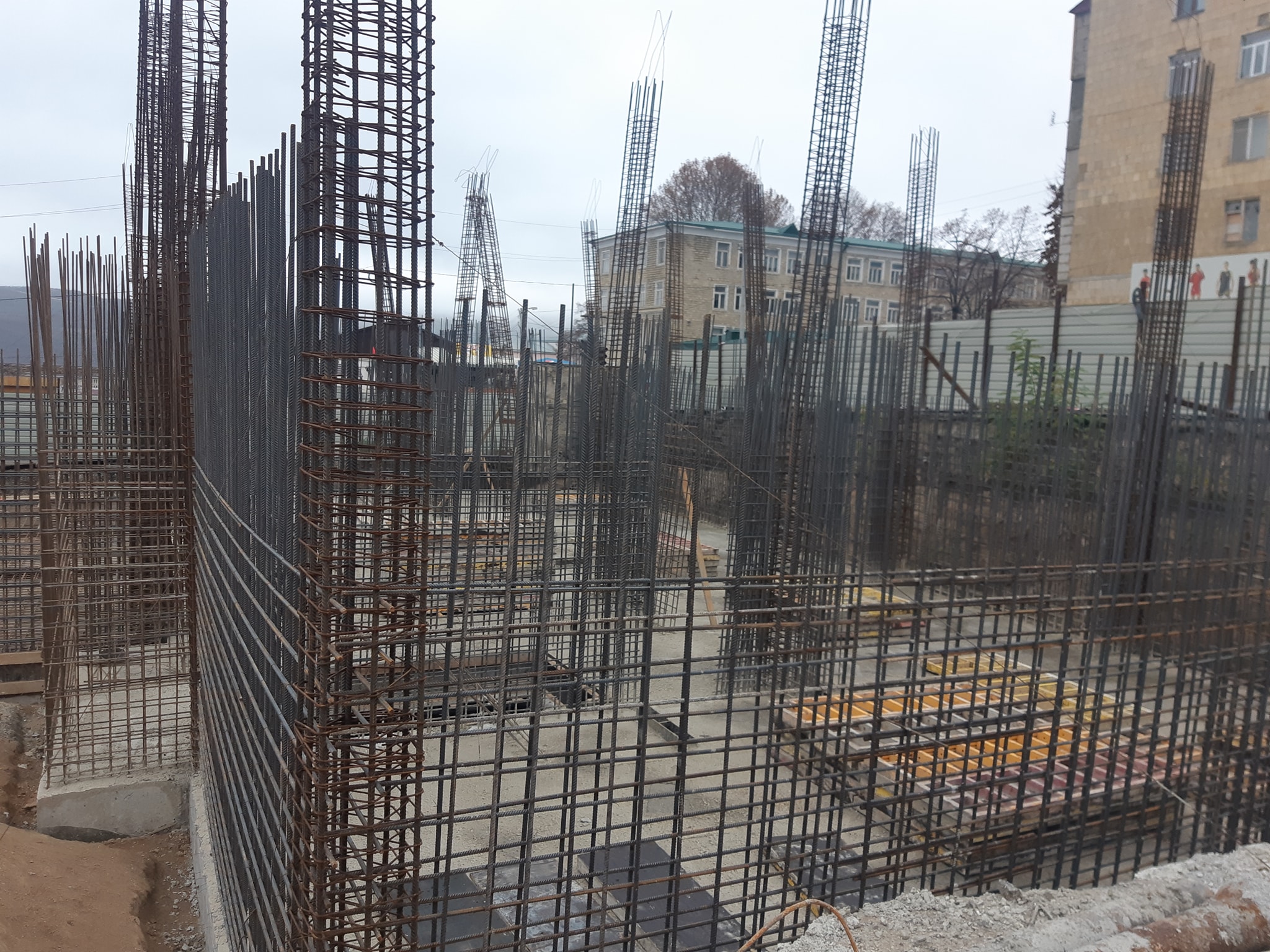 Construction of an apartment building on Stepanakert’s Mamikonyan Street continues