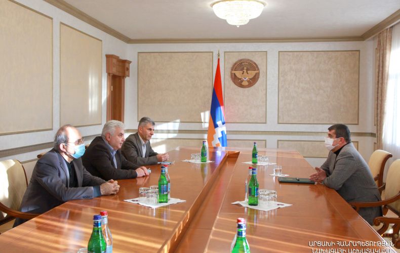 President Arayik Harutyunyan met with representatives of the “ARF-Dashnaktsoutyun” and the “Justice” factions of the Artsakh National Assembly