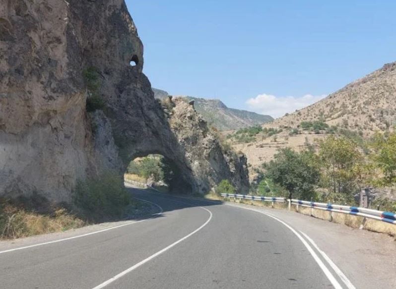“The installation of a customs point on the Goris-Kapan road is not so bad, Azerbaijan has entered our non-corridor logic”: Rubinyan
