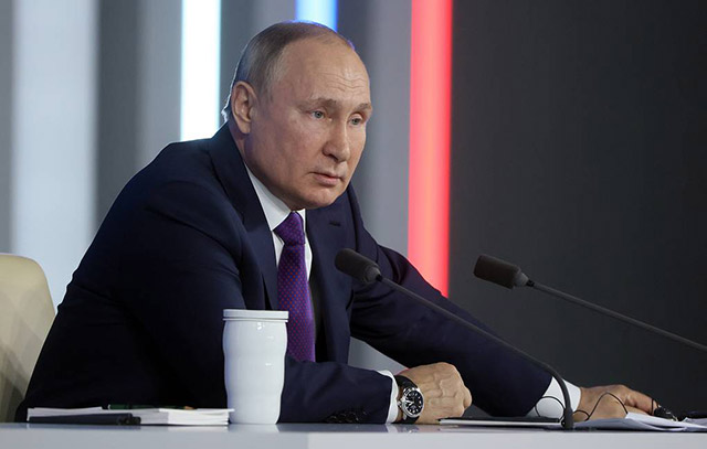 West thinks Russia is too big even after USSR’s collapse, Putin says