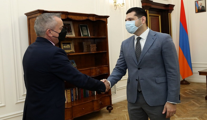 Deputy Prime Minister Matevosyan receives Vice President of Hard Rock Cafe International
