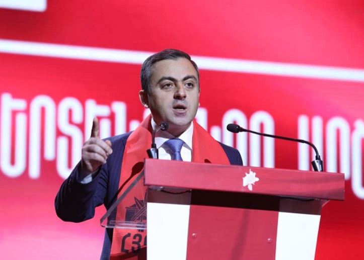 Ishkhan Saghatelyan: “Everything is clear: this government benefits everyone except Armenians”