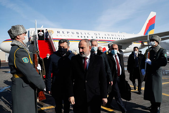 Pashinyan arrives in Kazakhstan on a working visit
