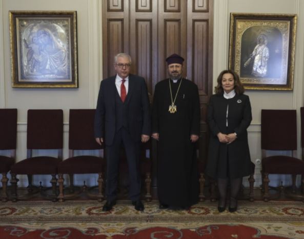 Turkey envoy discusses normalization with Armenia with Patriarch Sahak II