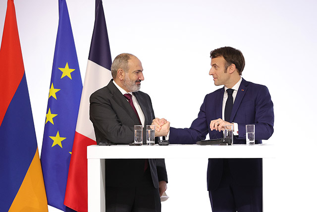 Nikol Pashinyan and Emmanuel Macron took part in the conference entitled “Ambitions: Armenia-France” in Paris