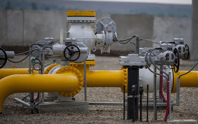 EU unveils plan to end reliance on Russian gas