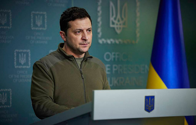 “Prove that you will not let us go”: Zelensky asks EU leaders for solidarity after Ukraine applies to join bloc