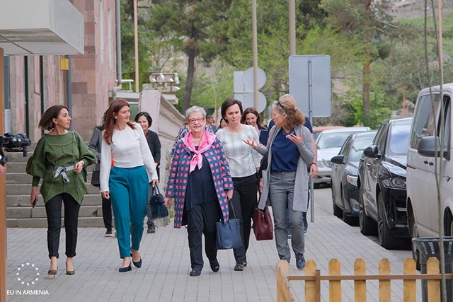 Andrea Wiktorin visited Kapan Women’s Resource Center NGO, funded by the EU