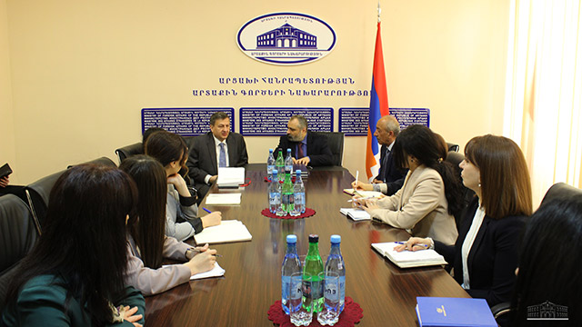 Issues related to global and regional processes, the Azerbaijani-Karabakh conflict, the foreign policy of the two Armenian Republics were discussed