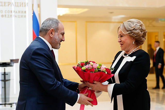 Nikol Pashinyan meets with Valentina Matviyenko