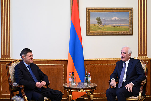 Vahagn Khachaturyan and Evangelos Tournakis focused on the importance of developing cooperation between the two friendly countries in all directions
