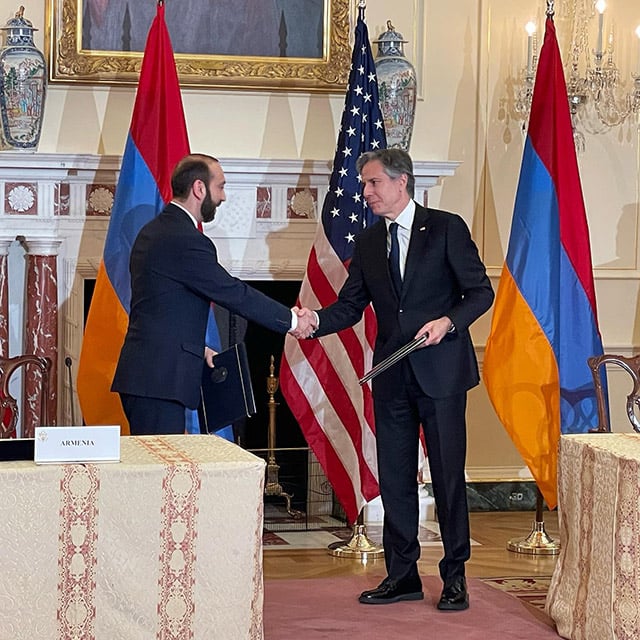 United States fully supports the normalization of relations between Armenia and Turkey and signifies Armenia’s constructive efforts in that process-Anthony Blinken