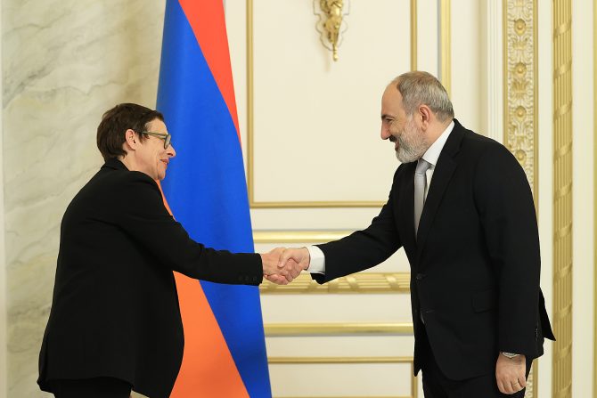 Nikol Pashinyan receives French Ambassador to Armenia Anne Louyot