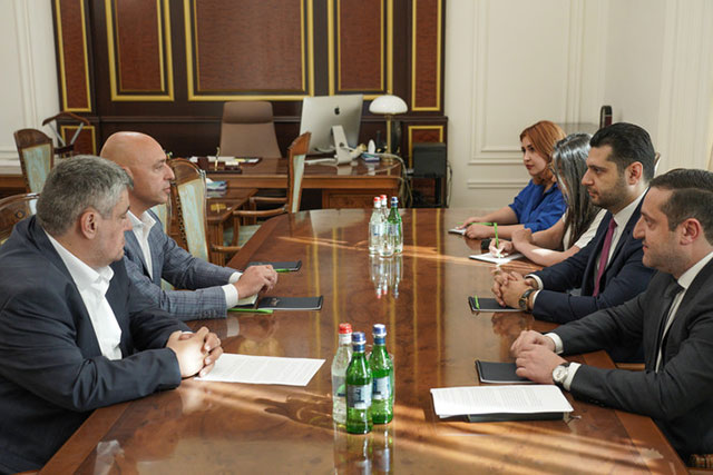 Andrew Feinberg presented to the Deputy Prime Minister the prospects of expanding the companies