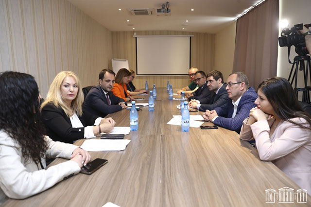 Armenian and greek MPs discuss issues of mutual interests in Tsaghkadzor