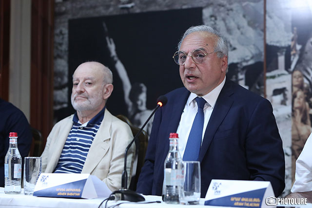 “Politics is temporary, but Tchaikovsky and Khachaturian are eternal values”: Armen Smbatyan