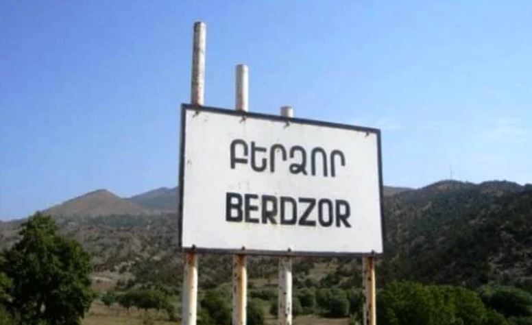 Today, unfortunately, the issue of Berdzor has been brought to the forefront, and according to Azerbaijan, it must happen by the end of the year: Opposition MP