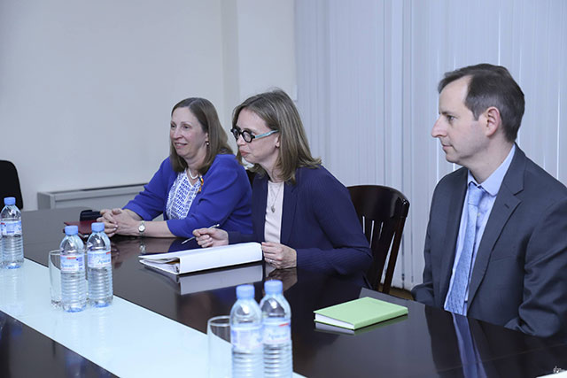Vahe Gevorgyan and Kara McDonald highlighted the importance of the further development of the Armenian-American dialogue in the field of human rights and democracy