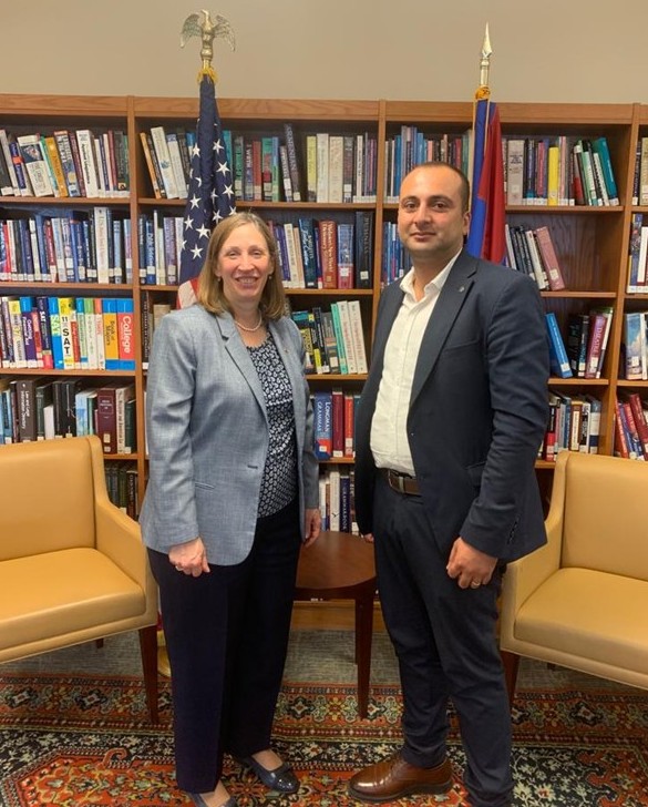 US Ambassador  met with Mr. Sashik Sultanyan, head of the Yezidi Center for Human Rights