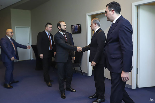 Ararat Mirzoyan and Jeyhun Bayramov touched upon a wide range of issues regarding the normalization of relations between Armenia and Azerbaijan (Video)