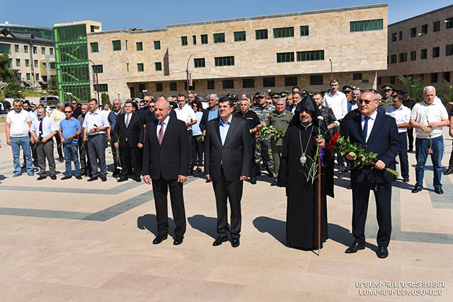 In connection with the Day of the Artsakh Republic President Harutyunyan attended the Stepanakert Memorial Complex