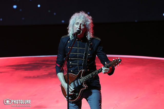 Brian May performs in the ‘Another World’ concert program within the framework of the ‘STARMUS VI’ festival at the K. Demirchyan Sports and Concerts Complex of Yerevan (Photos)