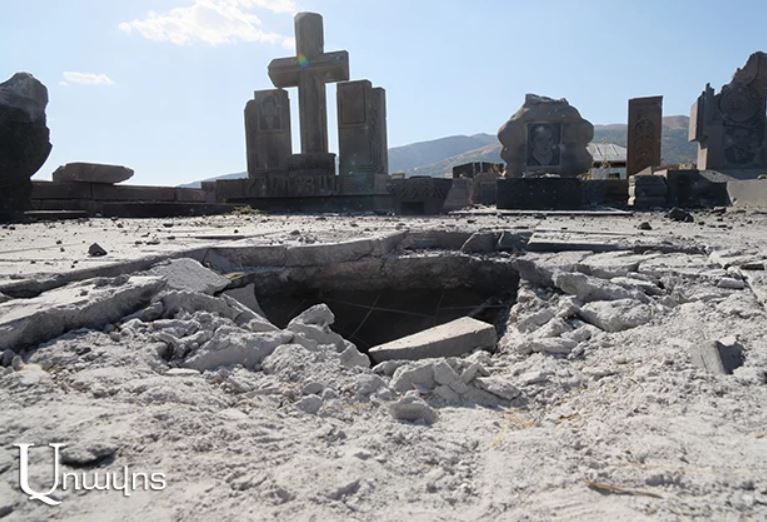 Azerbaijan targeted the Kechut cemetery: (photo series)