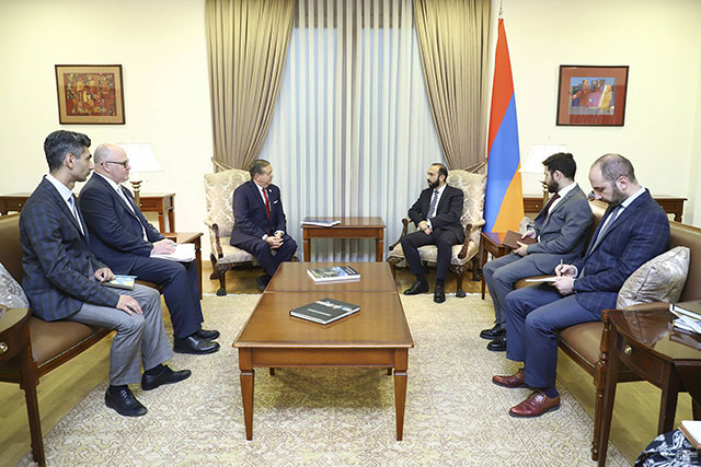Ararat Mirzoyan received Stephen Nix, Director of the Eurasian regional program of IRI