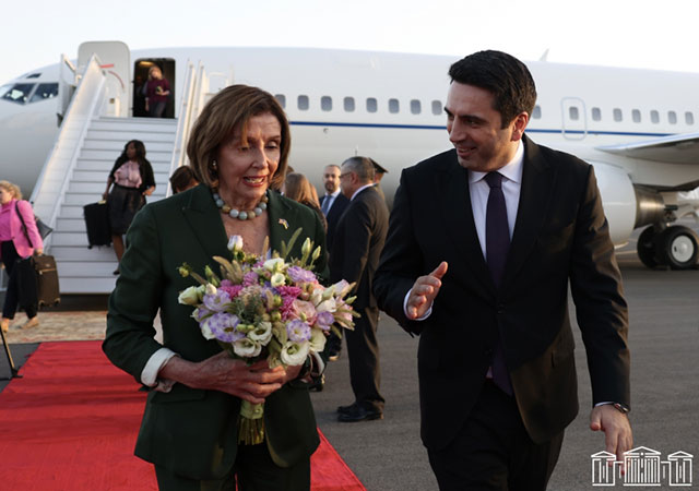 Nancy Pelosi Arrives in Yerevan