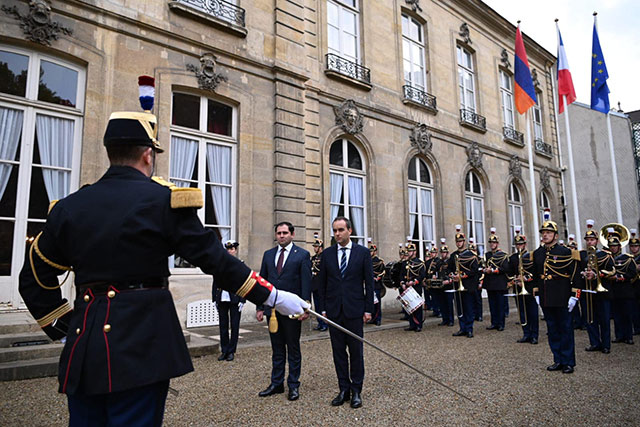 French delegation will visit Armenia to assess the situation after Azerbaijani aggression