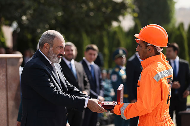Standards corresponding to modern conditions and requirements are needed especially in law enforcment agencies. PM Pashinyan attends the event dedicated to the Emergency Worker Day
