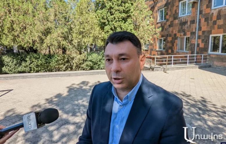 “Putin gave you a ‘pass’… talk a bit about Artsakh’s right to self-determination”: Eduard Sharmazanov