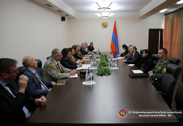 The Secretary of the Security Council Armen Grigoryan Met With the Delegation of the French Ministry of Armed Forces