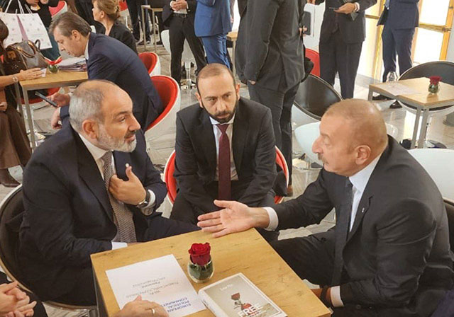 Ilham Aliyev’s good mood, the Pashinyan-Erdogan handshake, the Pashinyan-Aliyev-Macron-Michel meeting: What happened in Prague (Photos, video)