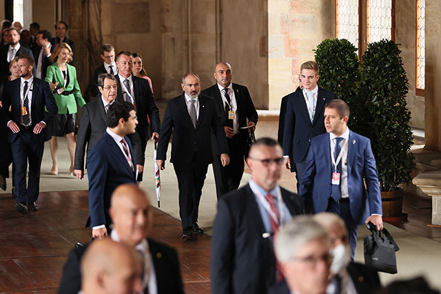 Pashinyan participates in the European Political Community Summit in Prague