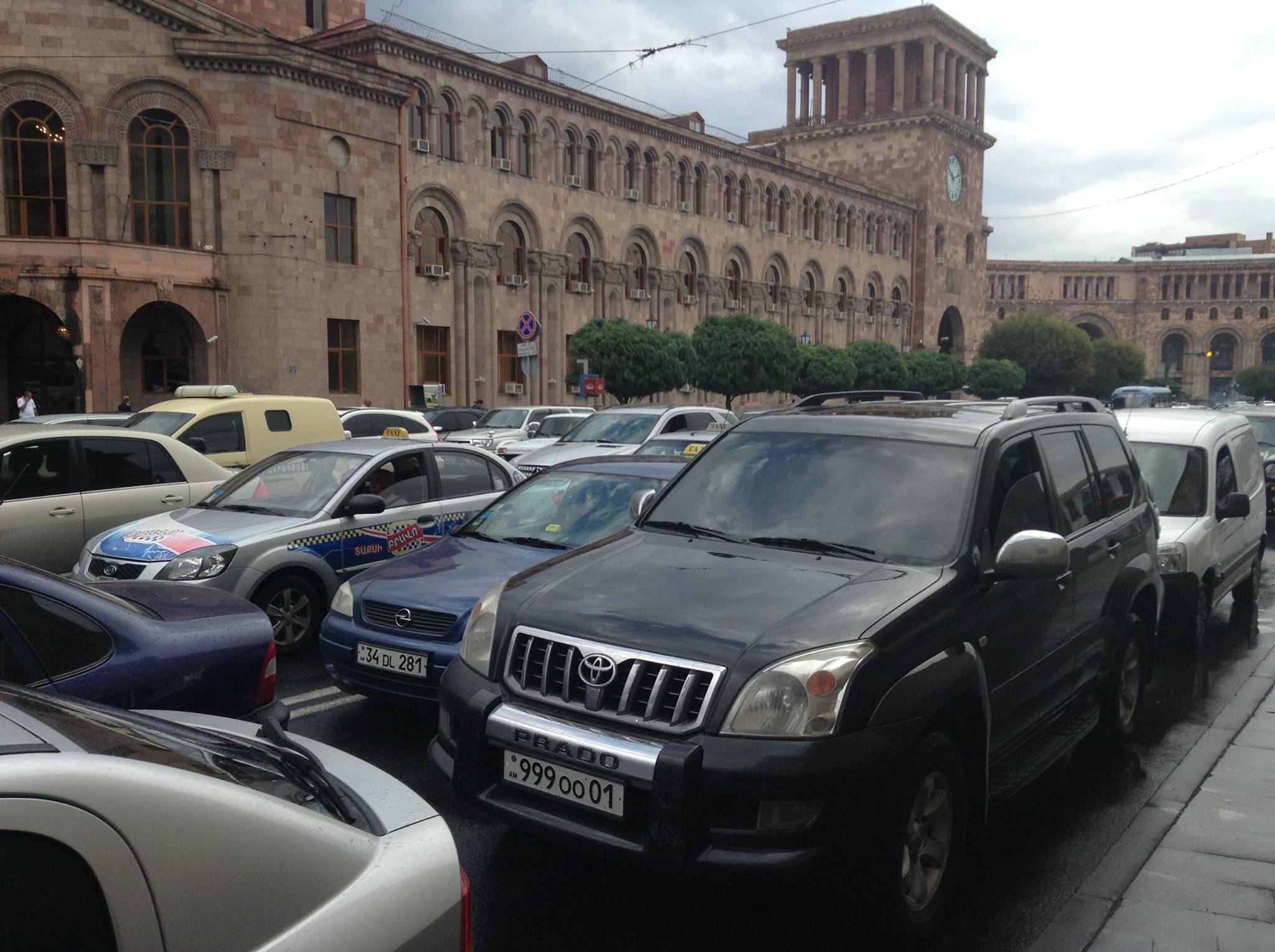 The transportation problems in Yerevan are getting complicated day by day, and the first reason for this is that the number of vehicles is increasing-The Minister
