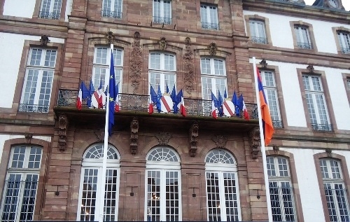 Strasbourg expresses solidarity with Armenia, raises Armenian flag in front of the City Hall