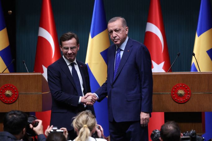Turkish president asked Sweden to deport exiled journalist Bülent Keneş