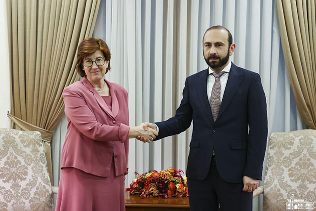 Ararat Mirzoyan and Alison LeClaire highlighted the importance of expanding Armenian-Canadian trade and economic ties.