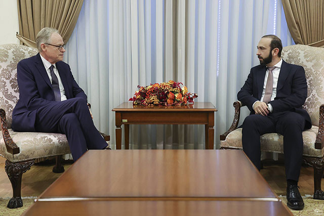 Ararat Mirzoyan and Michael Siebert discussed issues related to Armenia-EU cooperation and regional security