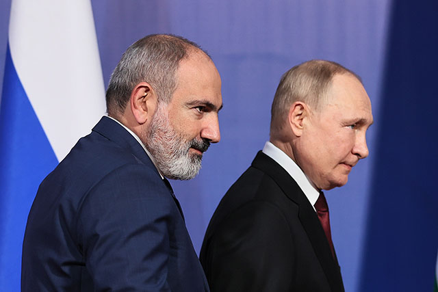 Pashinyan, Putin discuss humanitarian crisis in Artsakh