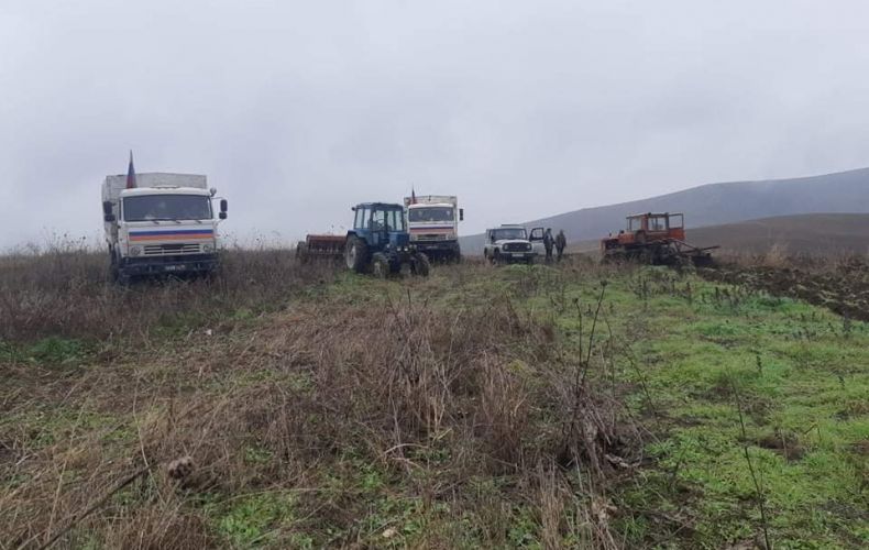 Azerbaijani forces target farmers in Artsakh’s Sarushen community