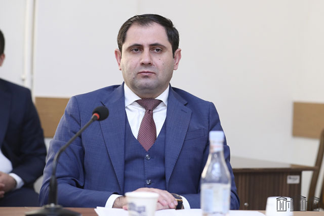 Suren Papikyan: After 6 Months of Compulsory Military Service the Conscript Soldier Will Have a Possibility of Turning into Contractual Military Service