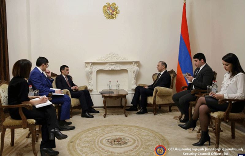 Sergey Ghazaryan presented the current situation in Artsakh and the problems facing the Republic due to the blocking by Azerbaijan of the only road linking Artsakh with Armenia