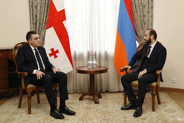 Ararat Mirzoyan and Ilia Darchiashvili touched upon the work carried out towards strengthening trade and economic cooperation between Armenia and Georgia