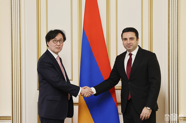 The talk was held on the further development and strengthening of bilateral relations between Armenia and Korea